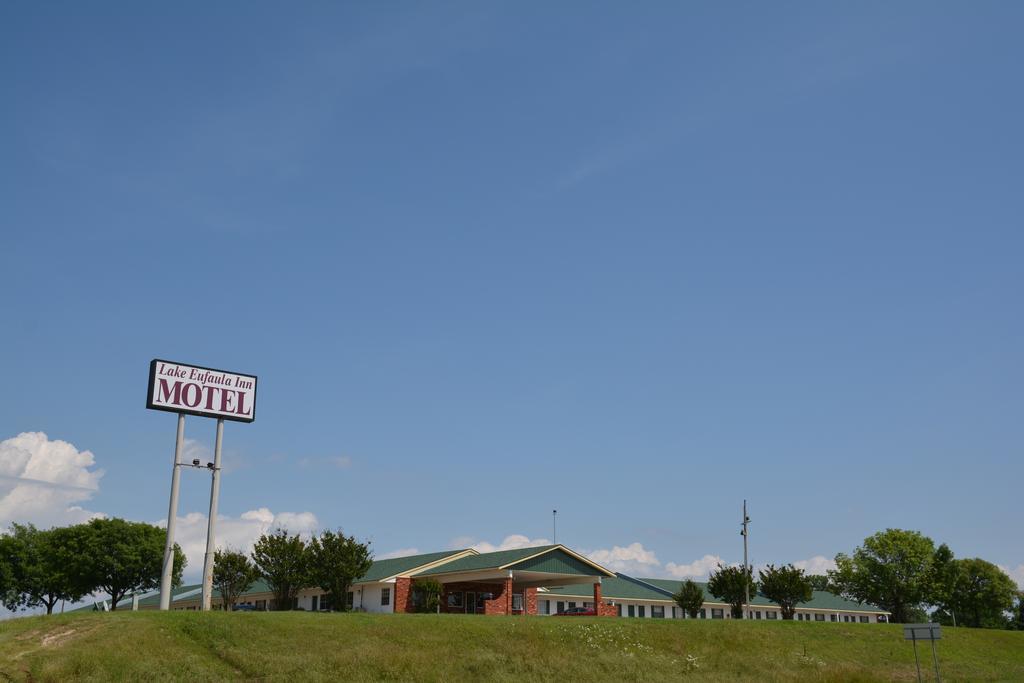 Lake Eufaula Inn & Suites Checotah Exterior foto