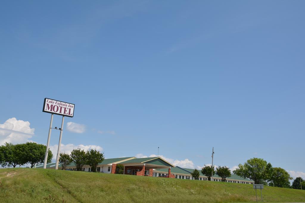 Lake Eufaula Inn & Suites Checotah Exterior foto