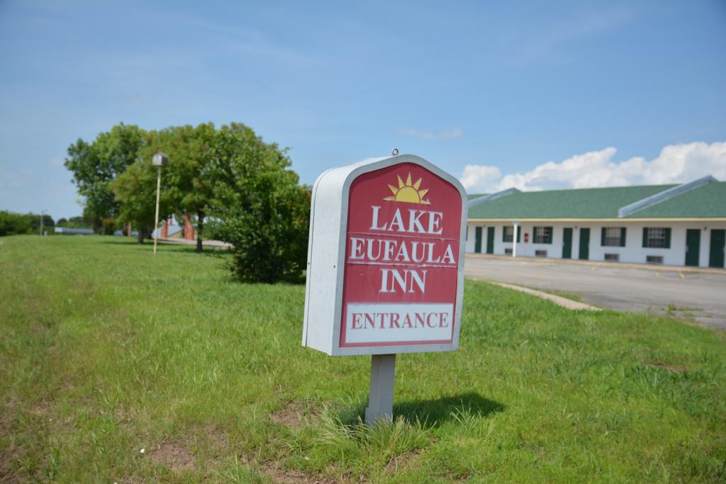 Lake Eufaula Inn & Suites Checotah Exterior foto