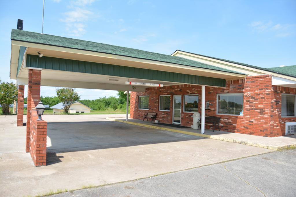 Lake Eufaula Inn & Suites Checotah Exterior foto
