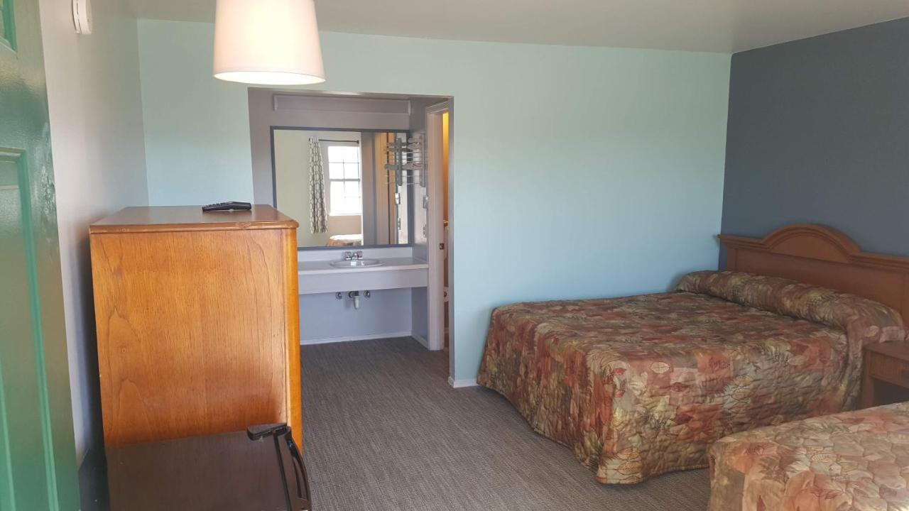 Lake Eufaula Inn & Suites Checotah Exterior foto